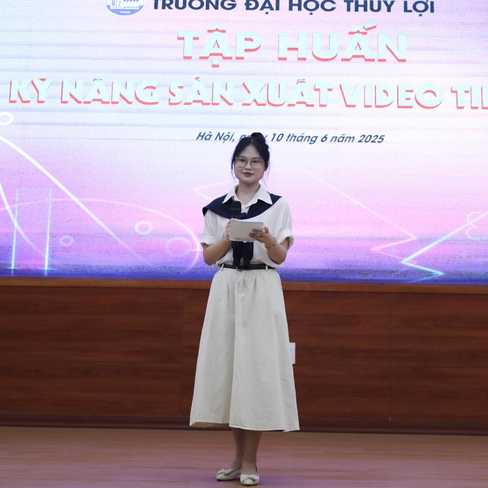 Ảnh Quỳnh Anh khác